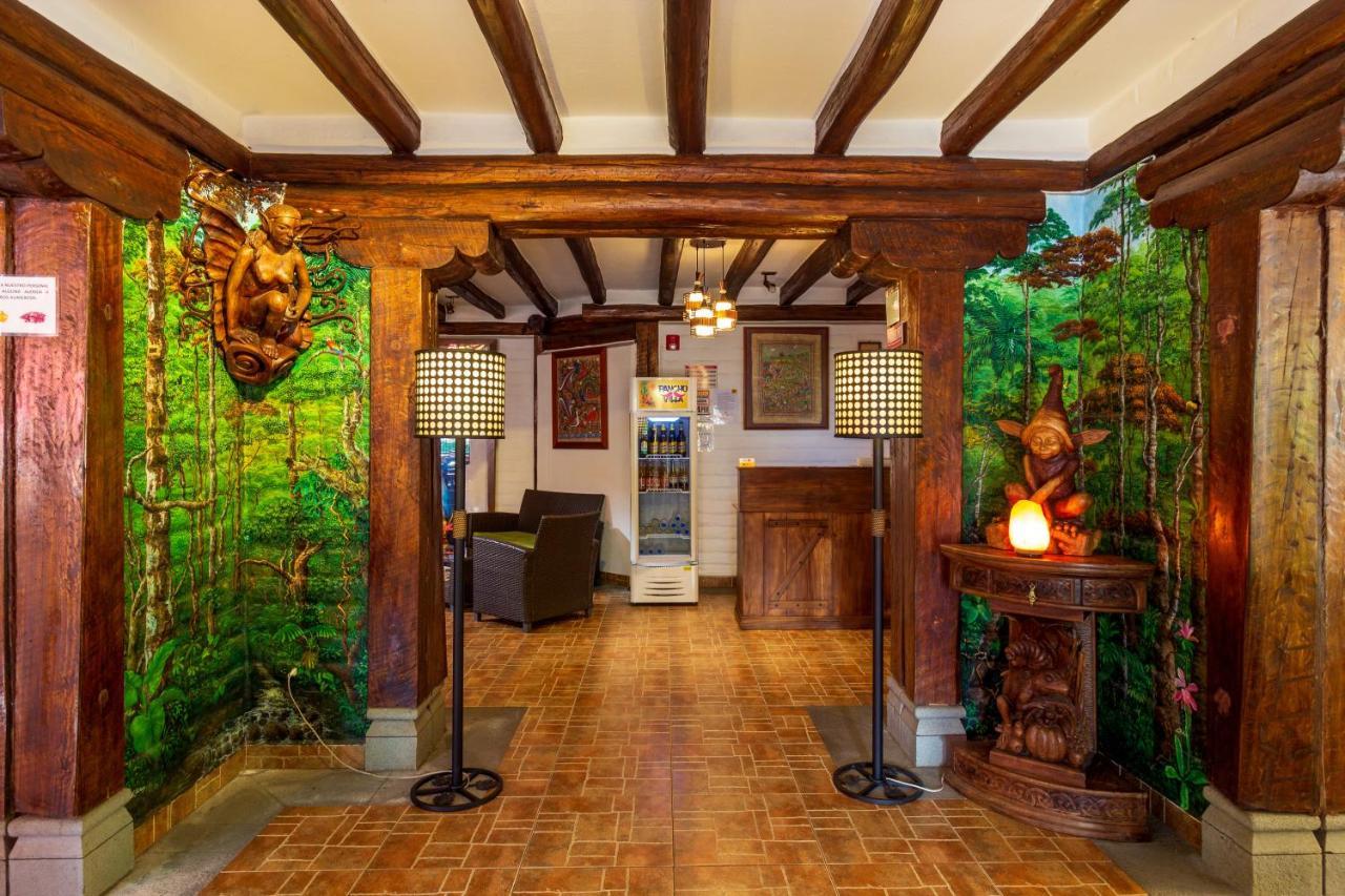 Hotel Ile Баньос Экстерьер фото