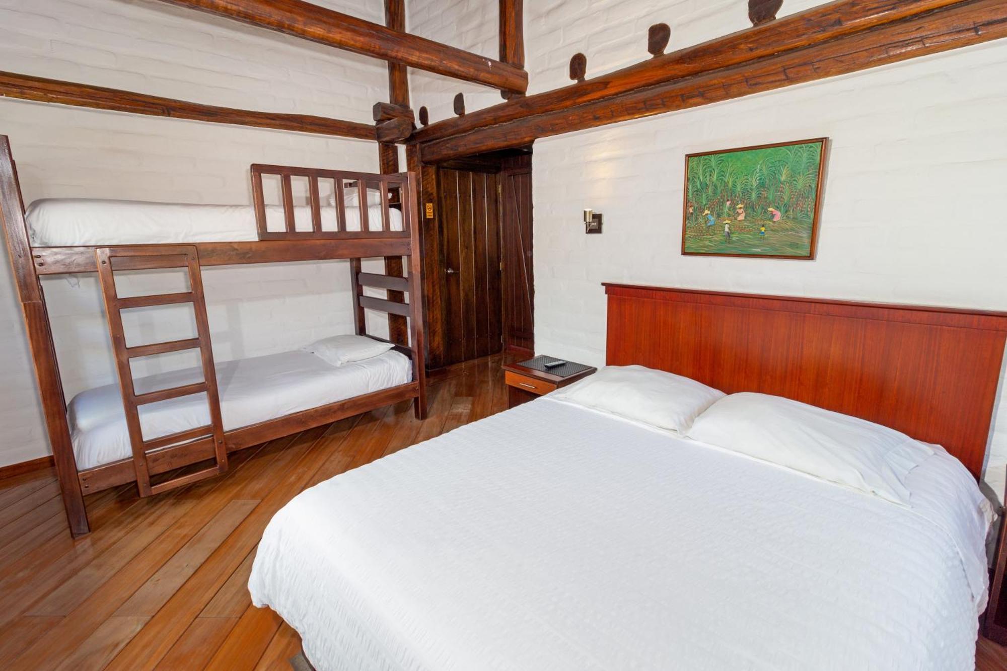 Hotel Ile Баньос Экстерьер фото